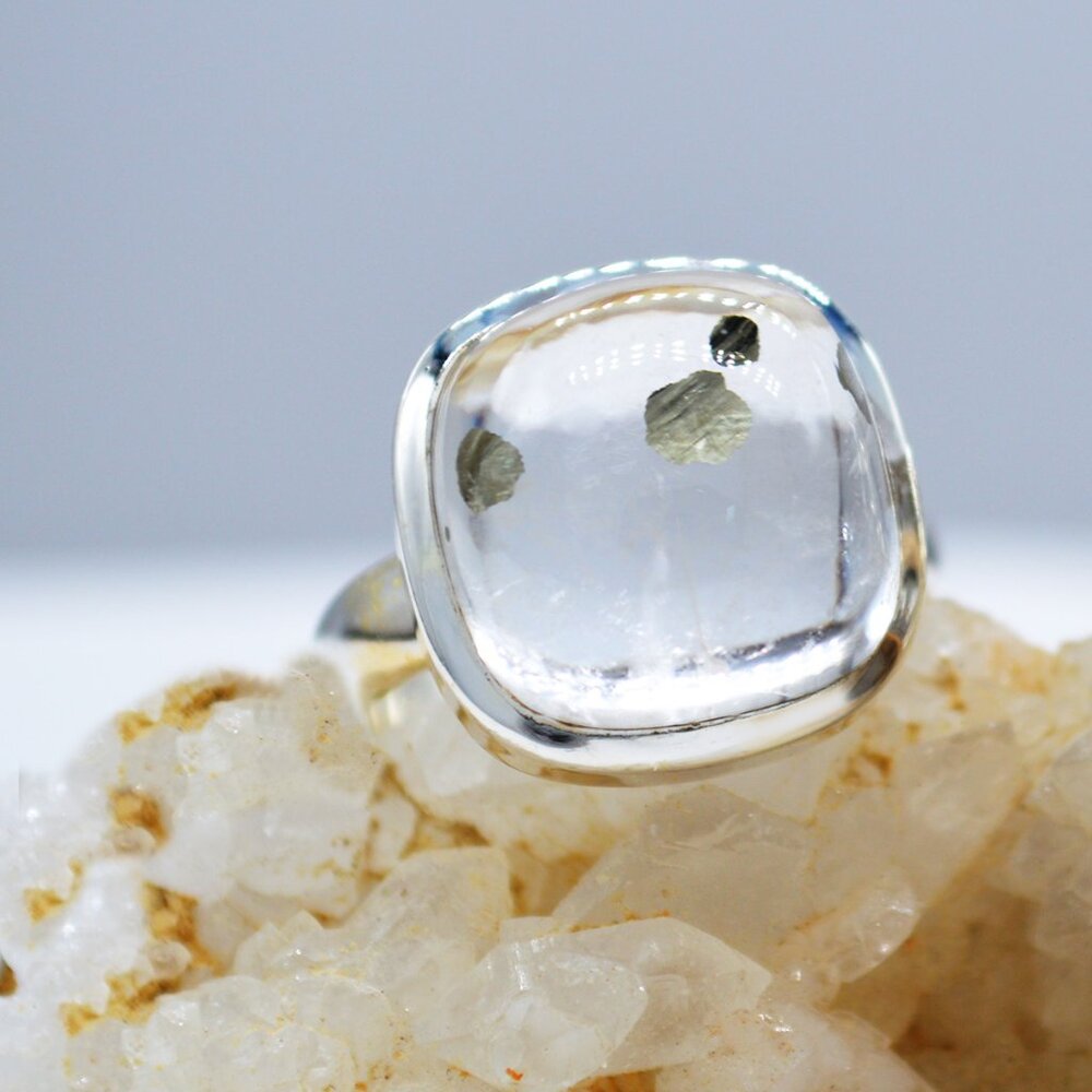 Soul Attraction Marcasite in Quartz Statement Ring Size 8